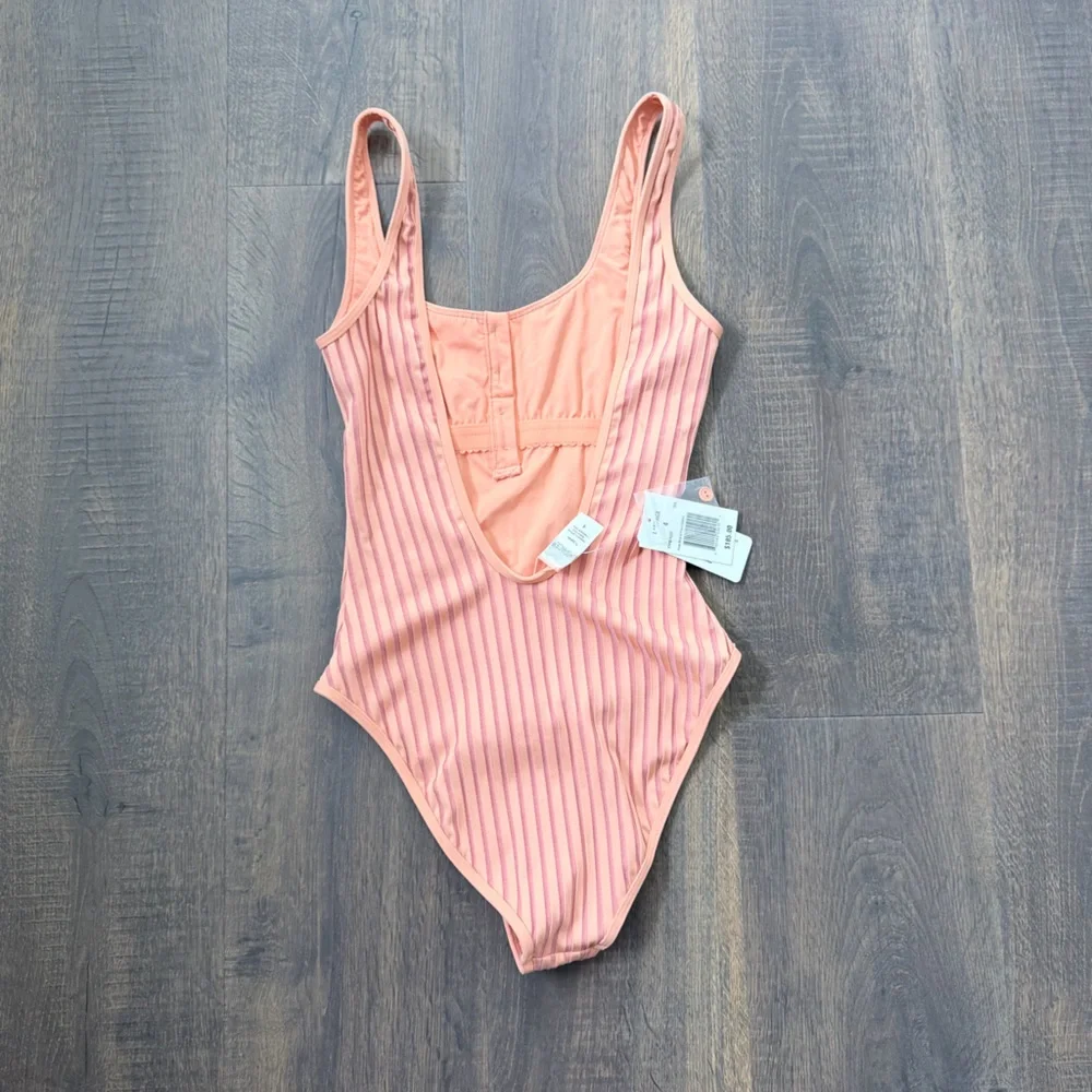NWT L*Space Ribbed Float On Classic One Piece | Size: 4 - Picture 8 of 9